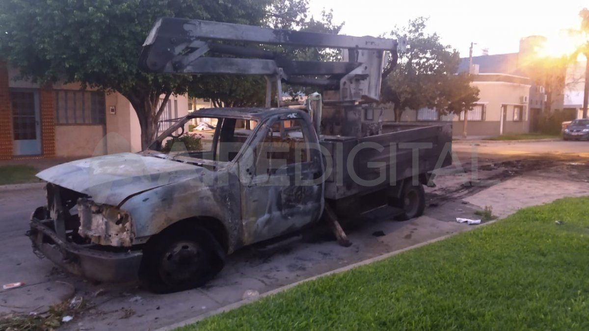 El camión se quemó completamente el jueves a la noche.&nbsp;