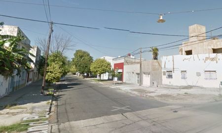 Barrio 7 Jefes: violento robo a una pareja Barrio 7 Jefes: violento robo a una pareja