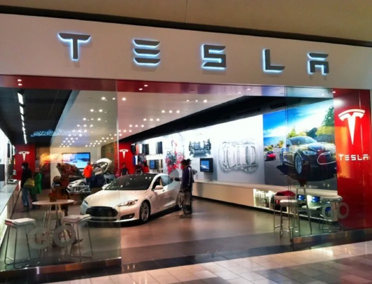 Gerente de Experiencia del Cliente para el sector de ventas de Tesla es uno de los puestos buscados más destacados.