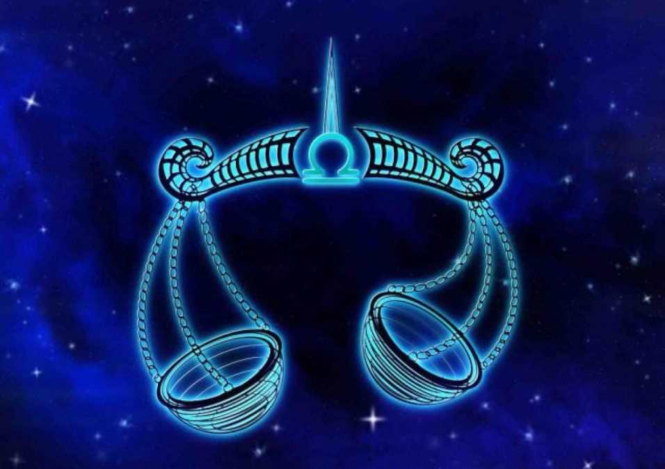 Libra y Leo comparten el gusto por la estética, el romance y el trato amable. Libra y Leo comparten el gusto por la estética, el romance y el trato amable.