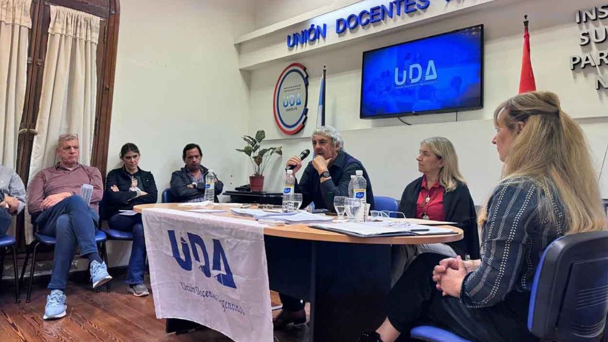 UDA Santa Fe fijó postura tras las elecciones legislativas intermedias. UDA Santa Fe fijó postura tras las elecciones legislativas intermedias.
