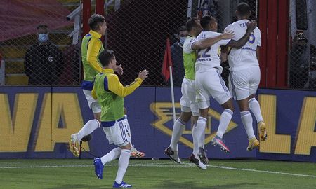 En los últimos 8 minutos el partido, Boca logró convertir los dos goles que le dieron el triunfo. En los últimos 8 minutos el partido, Boca logró convertir los dos goles que le dieron el triunfo.