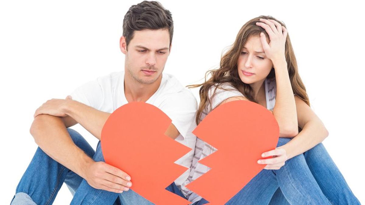 Los tres signos del zodiaco que no pueden evitar en seguir en contacto con su ex