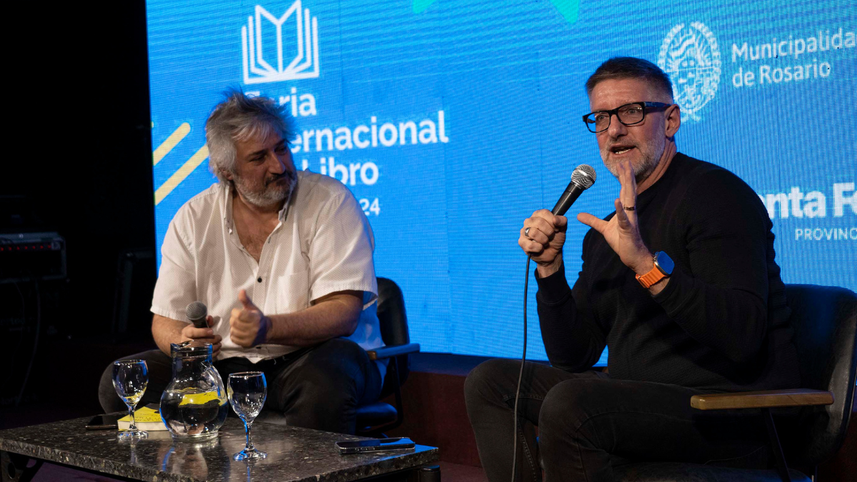 El periodista Luis Novaresio participó de la Feria Internacional del Libro. El periodista Luis Novaresio participó de la Feria Internacional del Libro.