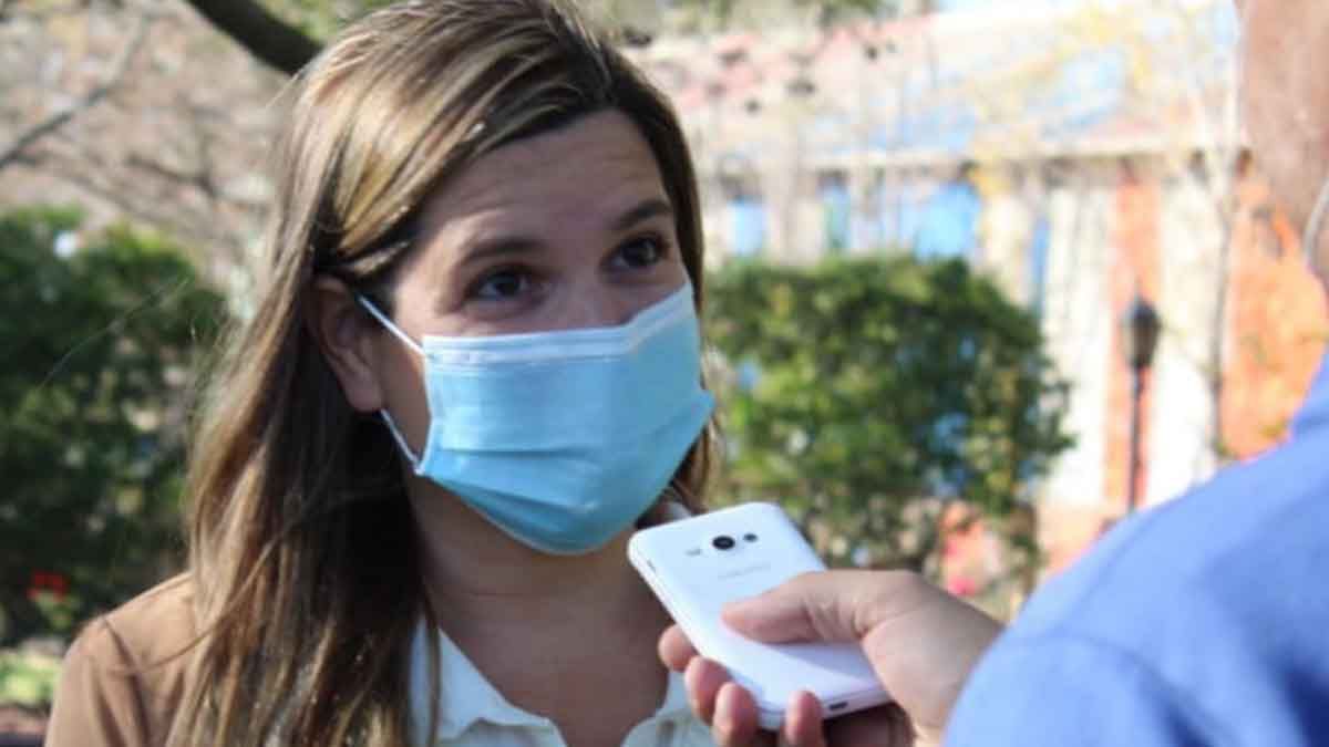 La diputada socialista Lorena Ulield&iacute;n cuestion&oacute; la improvisaci&oacute;n del gobierno de Perotti y la falta de di&aacute;logo institucional en la provincia de Santa Fe, tras participar de la primera reuni&oacute;n del a&ntilde;o de la Mesa de An&aacute;lisis Tributario.