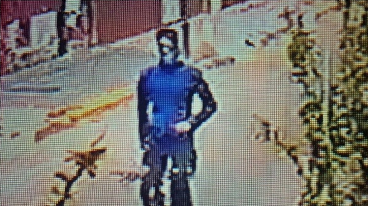 Un depravado le arrojó semen a una nena de 8 años