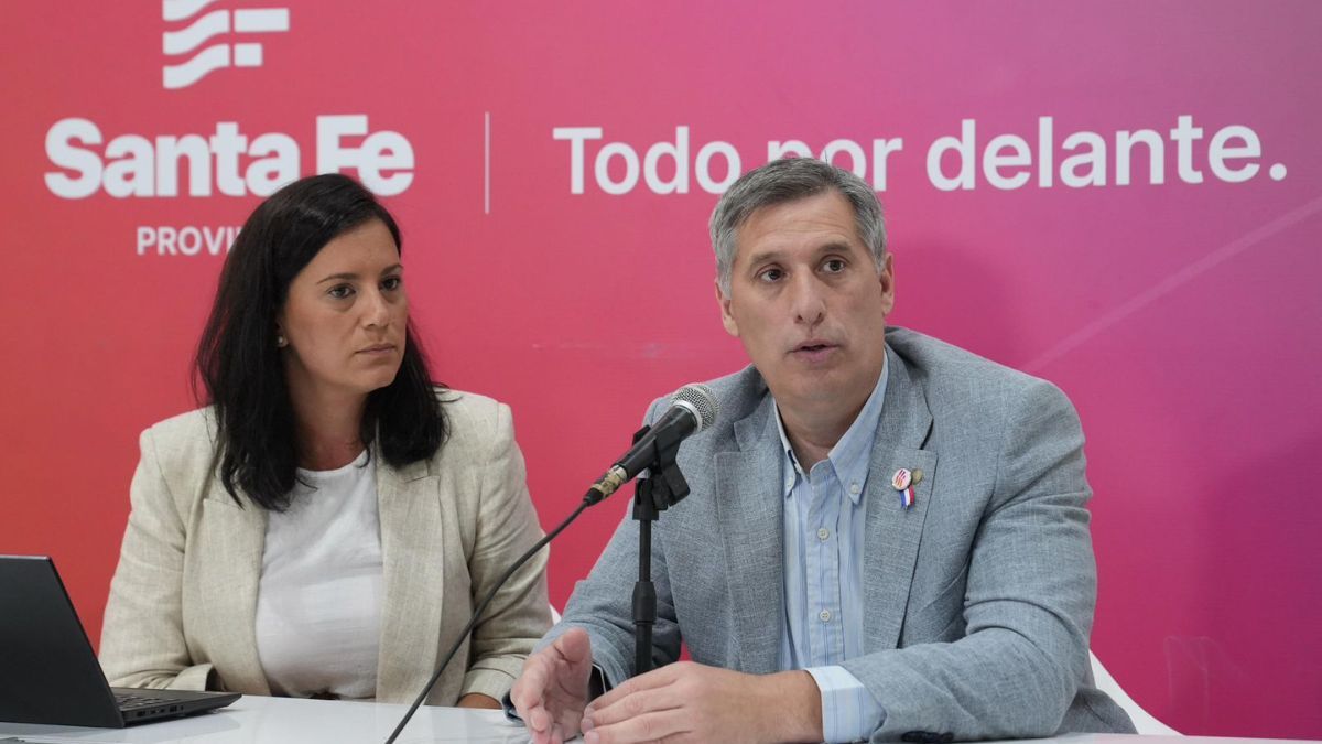 Olivares y Orciani brindaron los detalles sobre el pago de los incrementos. Olivares y Orciani brindaron los detalles sobre el pago de los incrementos.