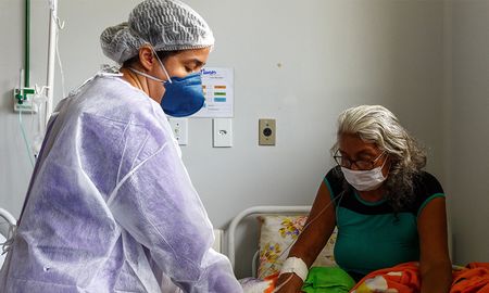 Manaos, fronteriza con Venezuela, atraviesa una situación crítica en sanidad por el aumento de casos de coronavirus. Manaos, fronteriza con Venezuela, atraviesa una situación crítica en sanidad por el aumento de casos de coronavirus.