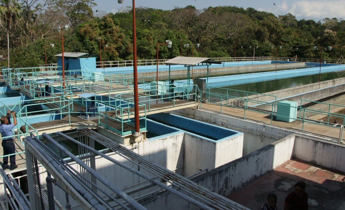 Aguas Santafesinas informó que en la madrugada del miércoles 3 de noviembre entre las 0 y las 4 se interrumpirá la provisión de agua potable. 