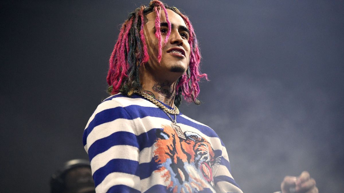 Una serpiente mordió al rapero Lil Pump cuando filmaba un videoclip