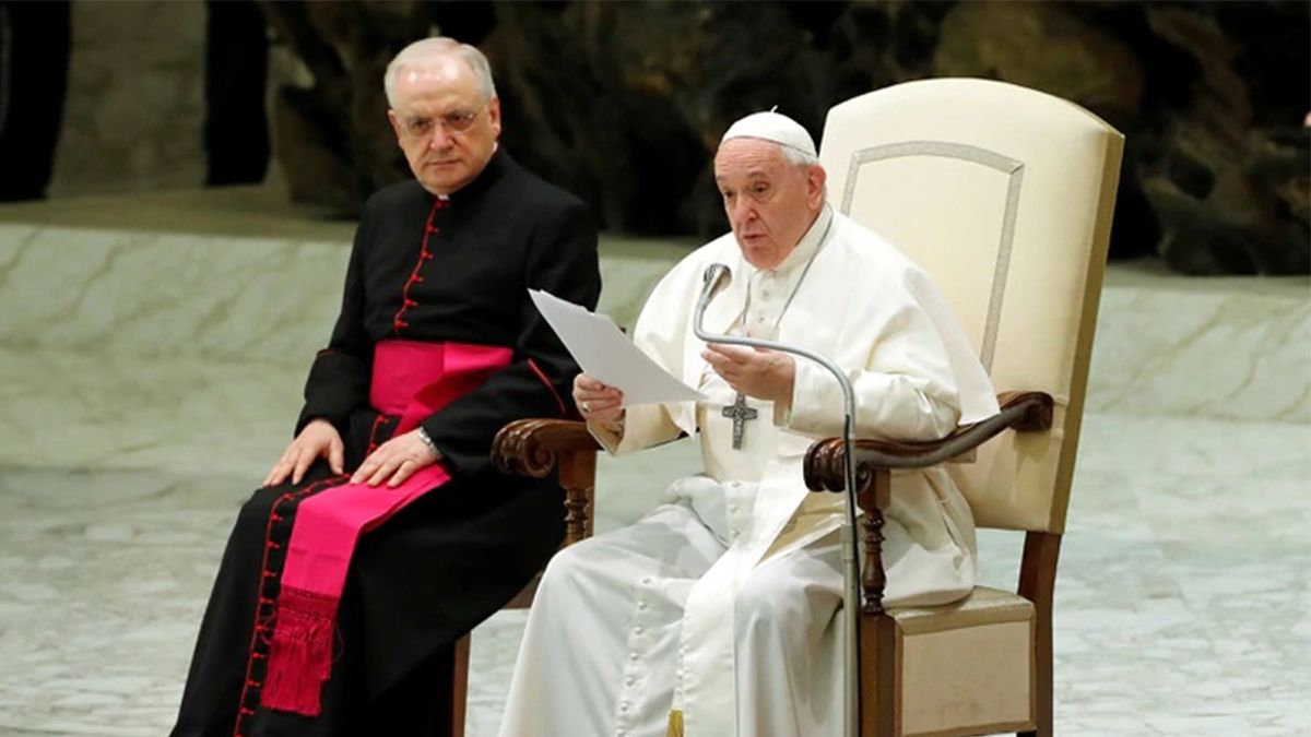 Francisco pidió rezar para que se encuentre una cura para el coronavirus lo antes posible