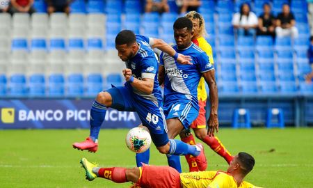 Este jueves, Unión visita a Emelec con la misión de revertir la serie y avanzar en la Copa Sudamericana. Este jueves, Unión visita a Emelec con la misión de revertir la serie y avanzar en la Copa Sudamericana.