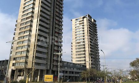 Con una inversión del Gobierno Nacional que supera los $1.395 millones, se edificarán 198 viviendas en el Parque Federal de la ciudad capital y otras 39 en la localidad de Gálvez. Con una inversión del Gobierno Nacional que supera los $1.395 millones, se edificarán 198 viviendas en el Parque Federal de la ciudad capital y otras 39 en la localidad de Gálvez.