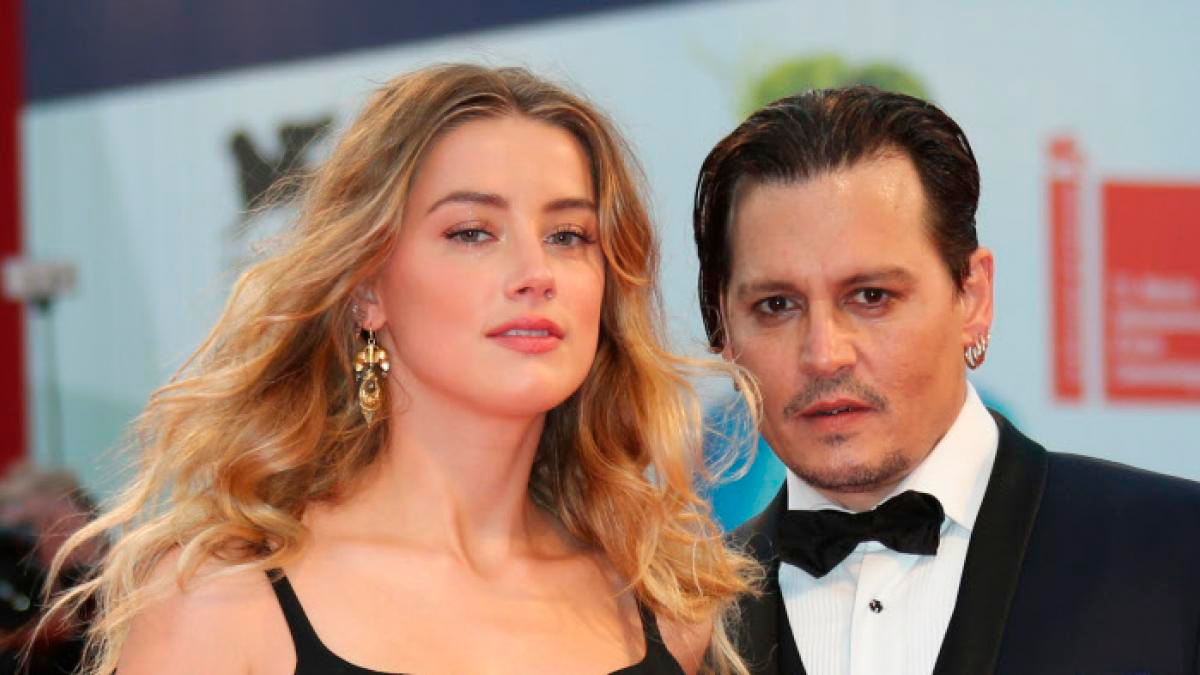 Johnny Depp le pide a Amber Heard 50 millones de dólares por difamación.