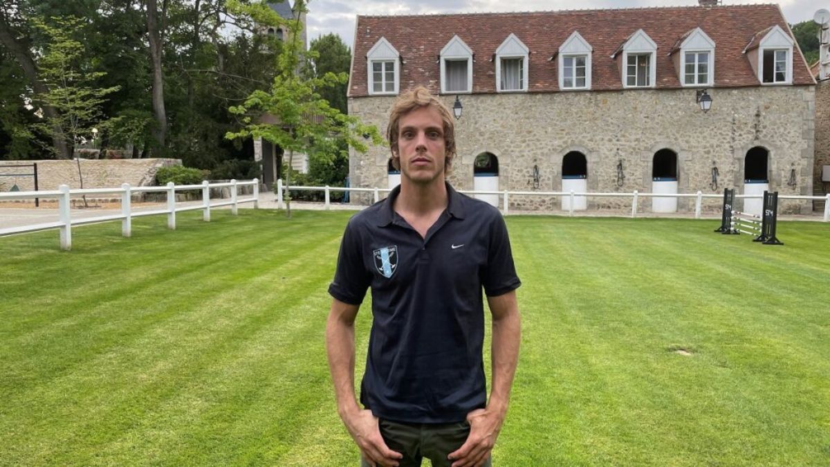 Robert Strom es polista profesional y pertenece a una de las familias aristocráticas más influyentes de Europa. Robert Strom es polista profesional y pertenece a una de las familias aristocráticas más influyentes de Europa.