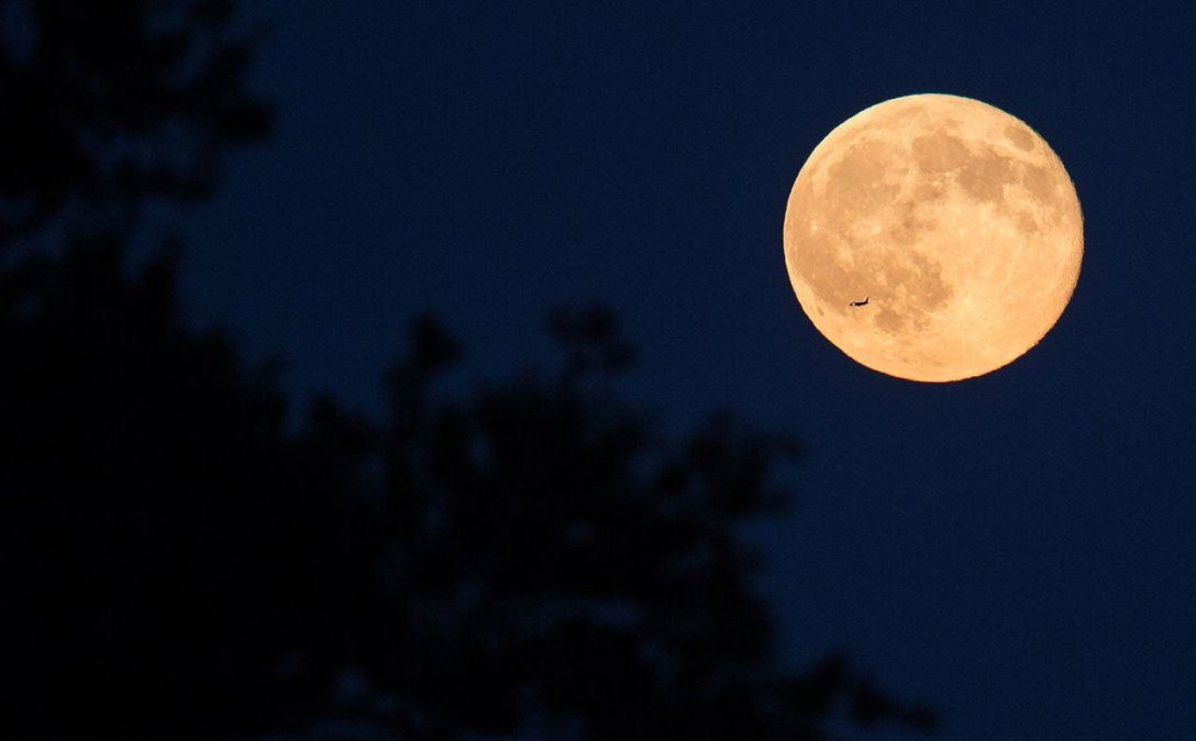 Cómo afecta la Luna Llena nuestro cuerpo y nuestra energía
