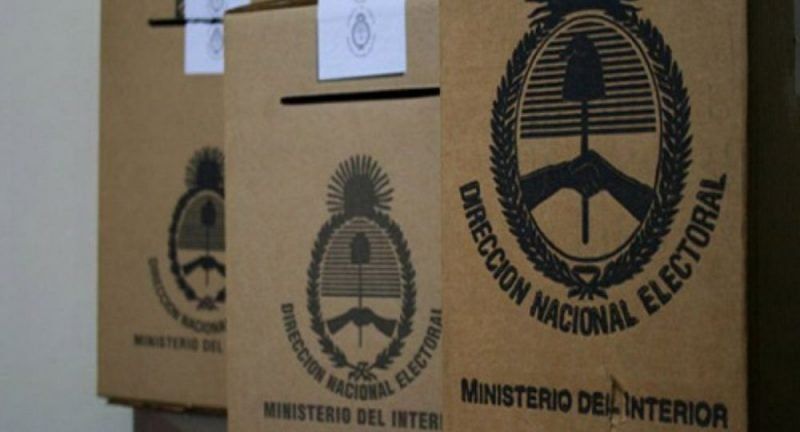 El Gobierno analiza suspender las elecciones Paso este 2021 por la pandemia.