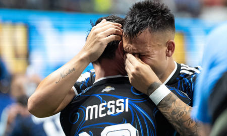 Lautaro Martínez emocionado hasta las lágrimas tras una nueva final del mundo. Lautaro Martínez emocionado hasta las lágrimas tras una nueva final del mundo.