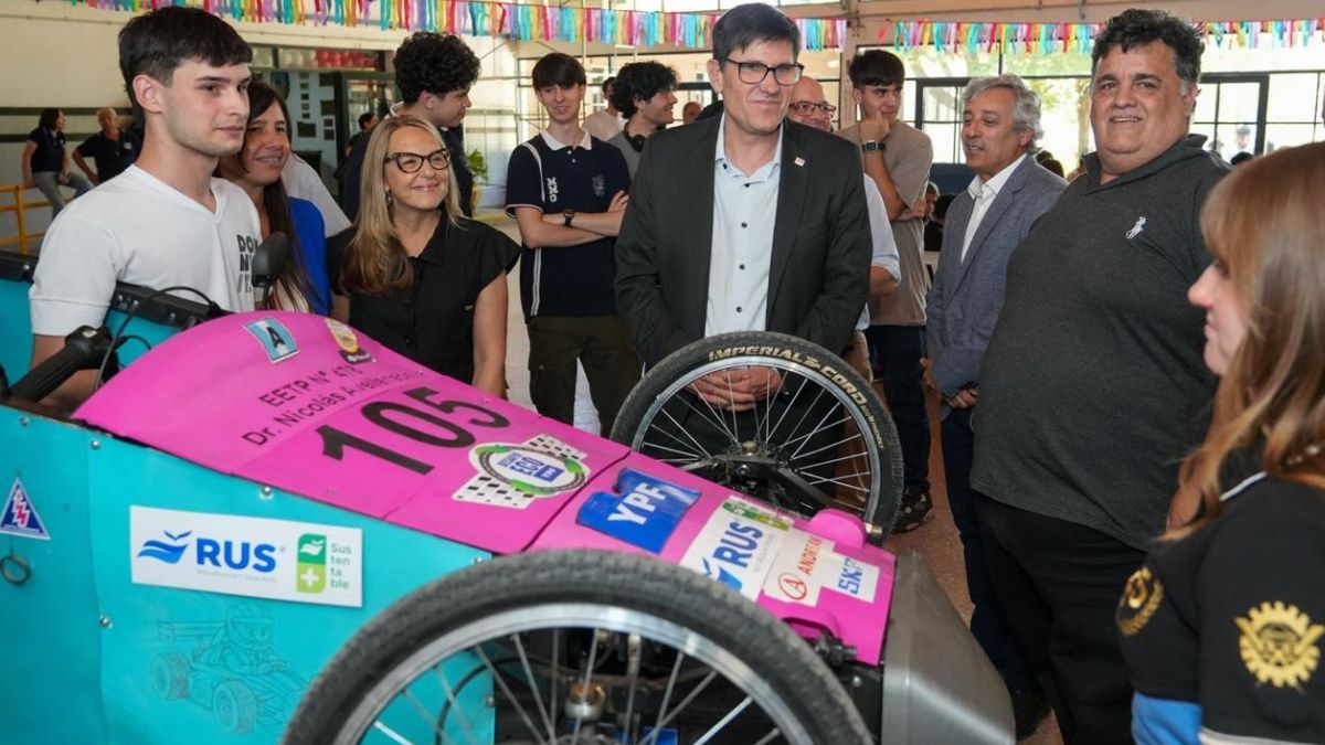 El objetivo de Abre Escuela es garantizar entornos de calidad para mejores aprendizajes, consolidando una política sostenida de infraestructura educativa en toda la provincia. El objetivo de Abre Escuela es garantizar entornos de calidad para mejores aprendizajes, consolidando una política sostenida de infraestructura educativa en toda la provincia.
