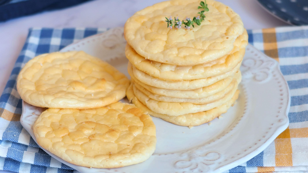 El pan nube es una excelente opción para hacer en casa, ya que se prepara rápidamente y lleva pocos ingredientes. El pan nube es una excelente opción para hacer en casa, ya que se prepara rápidamente y lleva pocos ingredientes.