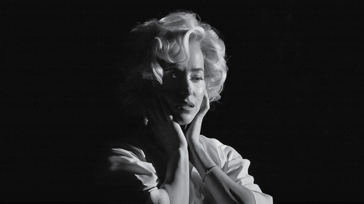 Dakota Johnson encarna a Marilyn Monroe en el cortometraje dirigido por Maggie Gyllenhaal.
