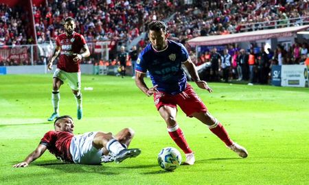 Central Córdoba le generó más dudas a Unión que por primera vez en el año perdió dos partidos consecutivos. Central Córdoba le generó más dudas a Unión que por primera vez en el año perdió dos partidos consecutivos.