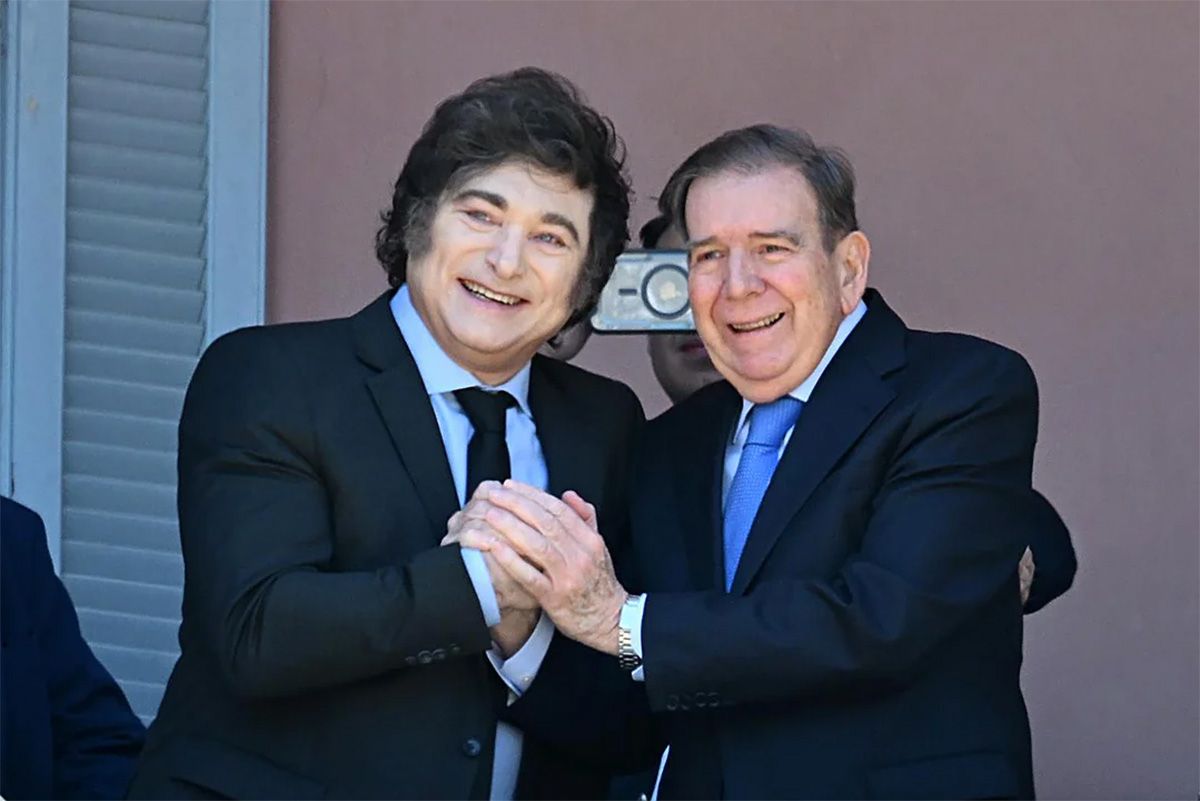 González Urrutia se reunió este sábado en la Casa Rosada con Javier Milei, quien le ratificó su apoyo en medio del enfrentamiento con Nicolás Maduro. González Urrutia se reunió este sábado en la Casa Rosada con Javier Milei, quien le ratificó su apoyo en medio del enfrentamiento con Nicolás Maduro.