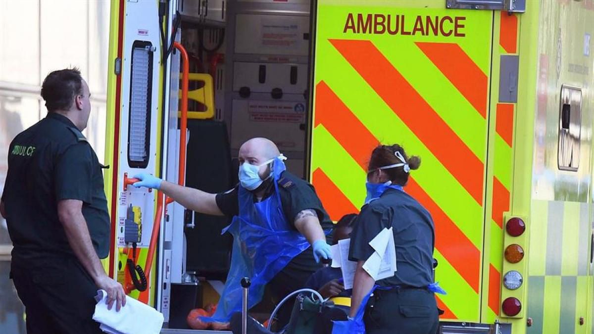 Reino Unido registró el viernes un récord de 1.325 muertes en 24 horas y superó el sábado los 80.000 fallecidos y los 3 millones de casos confirmados desde que comenzó la pandemia.