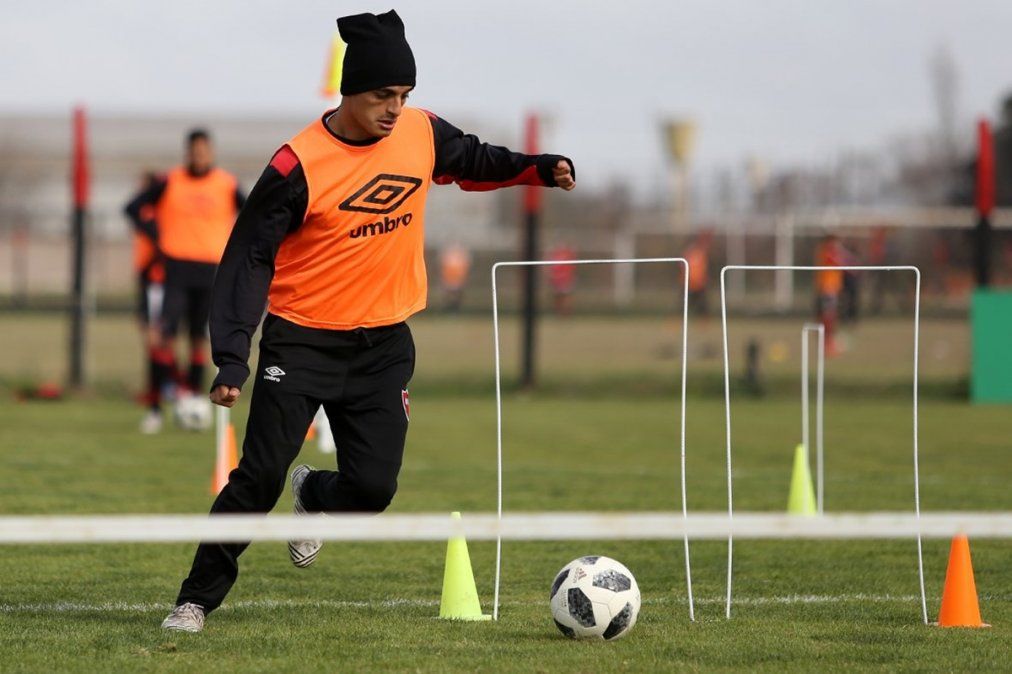 Unión analiza opciones y se interesa en otro volante para reforzar el plantel