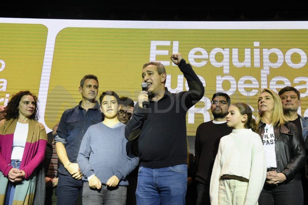 Pablo Javkin fue reelecto como intendente de Rosario tras una ajustada elección.