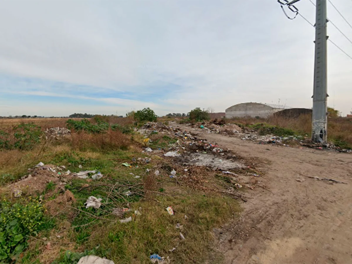 El adolescente encontrado muerto en Merlo tenía entre 13 y 16 años.