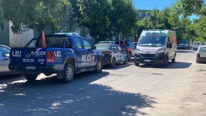 Balacera matinal en Fonavi San Jerónimo: un hombre que limpiaba en la puerta de su casa resultó herido