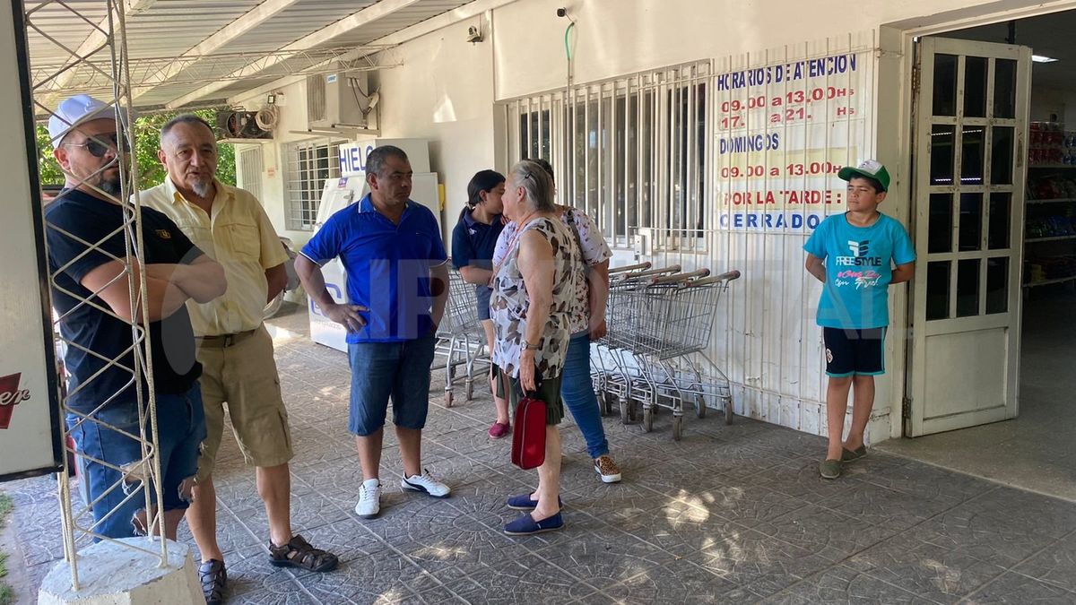 Vecinos de Arroyo Leyes se manifestaron para exigir seguridad en la Costa.