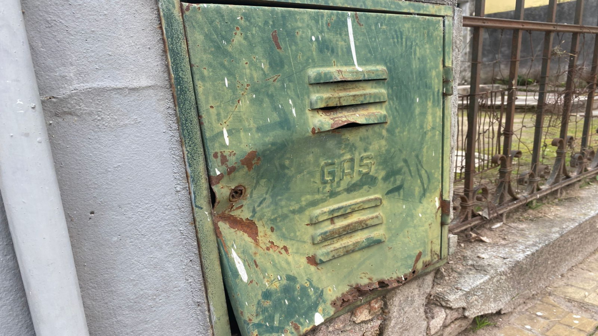 Al menos una docena de viviendas de la zona de calle Laprida al 3500 y 3600 fueron afectadas