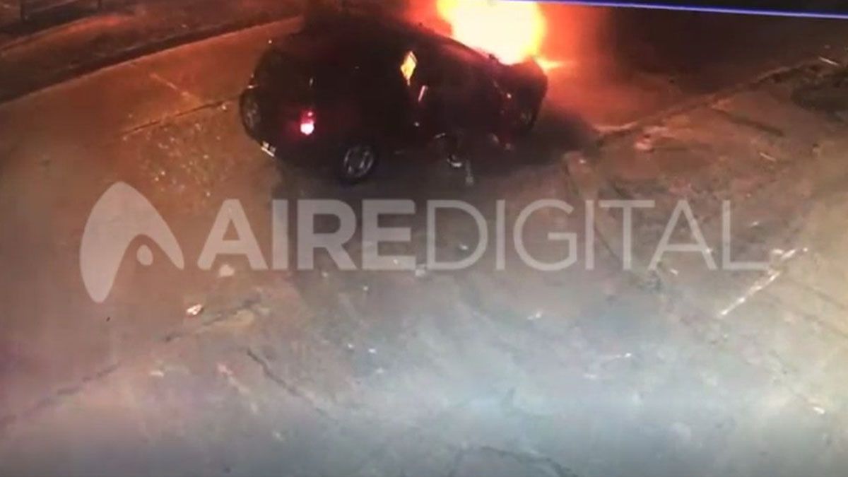 Captura del video - Incendio de la camioneta