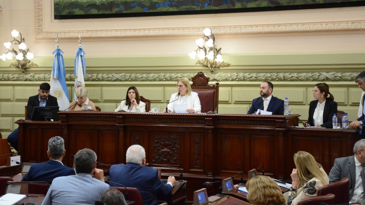 El encuentro fue presidido por la vicegobernadora Gisela Scaglia, en compañía de la presidenta de la Cámara de Diputadas y Diputados, Clara García. El encuentro fue presidido por la vicegobernadora Gisela Scaglia, en compañía de la presidenta de la Cámara de Diputadas y Diputados, Clara García. 