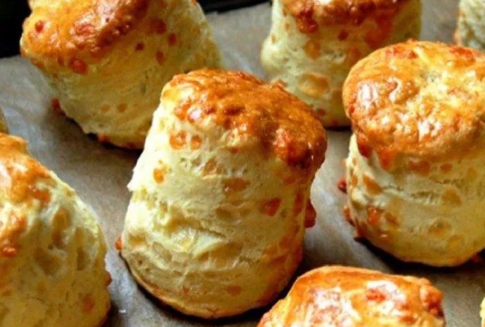 Cómo prepara scons de queso en 15 minutos