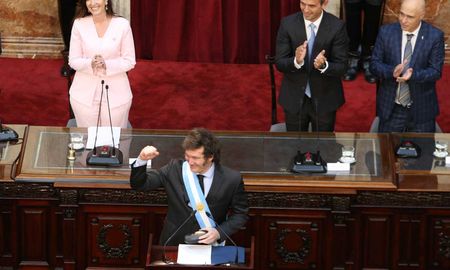 El presidente de la Nación, Javier Milei, reivindicó su plan de ajuste, prometido durante la campaña electoral e iniciado apenas asumió, el 10 de diciembre pasado. El presidente de la Nación, Javier Milei, reivindicó su plan de ajuste, prometido durante la campaña electoral e iniciado apenas asumió, el 10 de diciembre pasado.