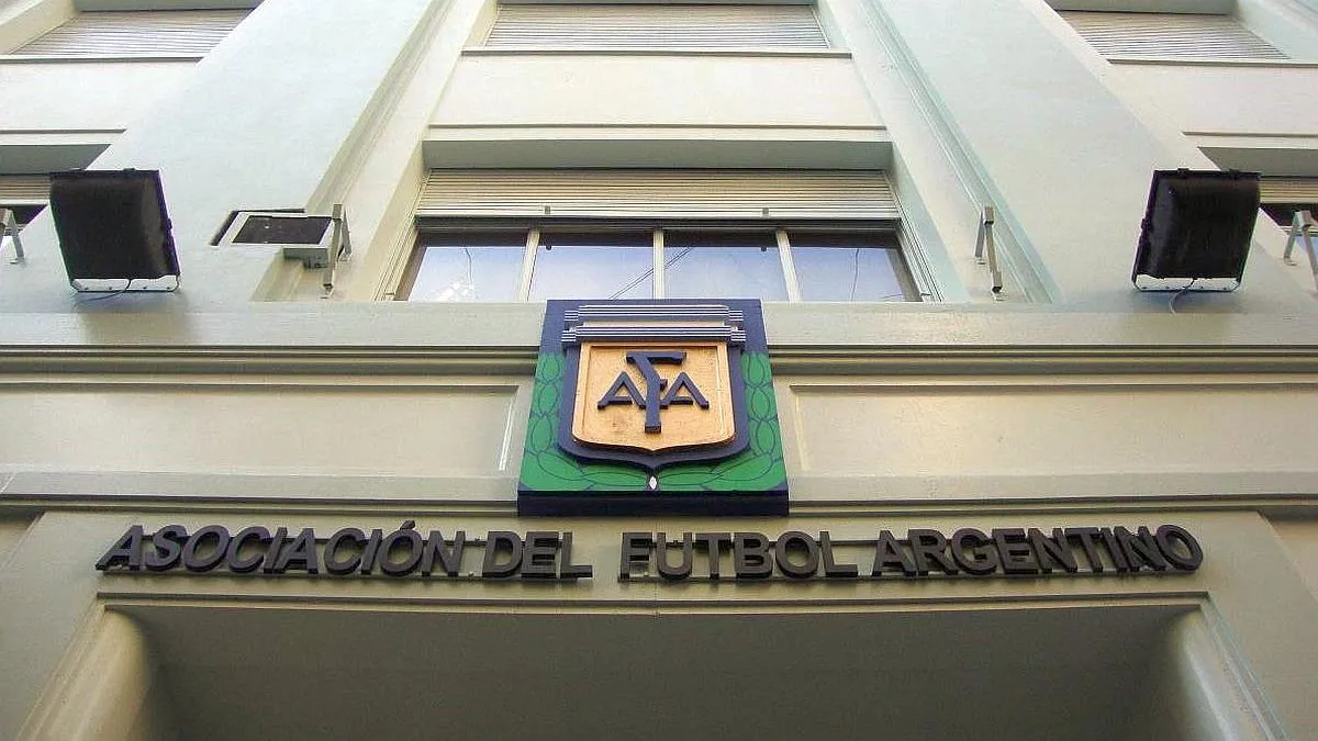 La Asociación del Fútbol Argentino.