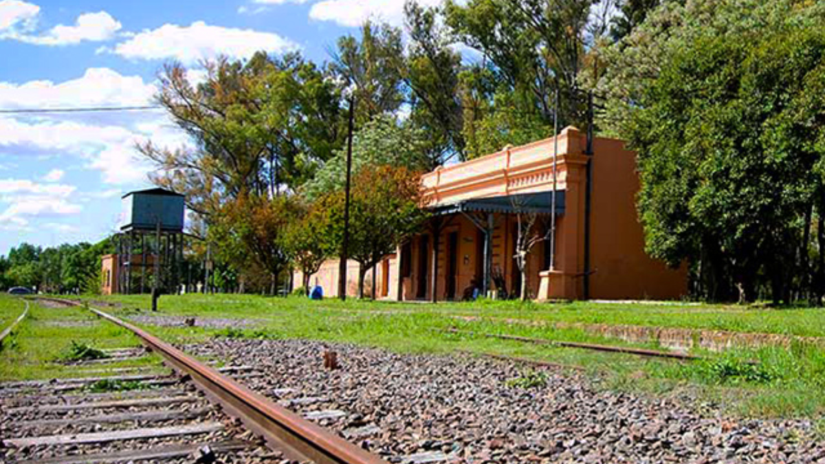 Escapada a una ciudad escondido en Buenos Aires, llena de atractivos y paisajes hermoso. Escapada a una ciudad escondido en Buenos Aires, llena de atractivos y paisajes hermoso.