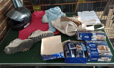 Cuando requisaron la vivienda encontraron los helados robados Cuando requisaron la vivienda encontraron los helados robados