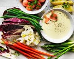 Bagna cauda casera: la receta tradicional con ajo, anchoas y crema que conquista cada invierno Bagna cauda casera: la receta tradicional con ajo, anchoas y crema que conquista cada invierno