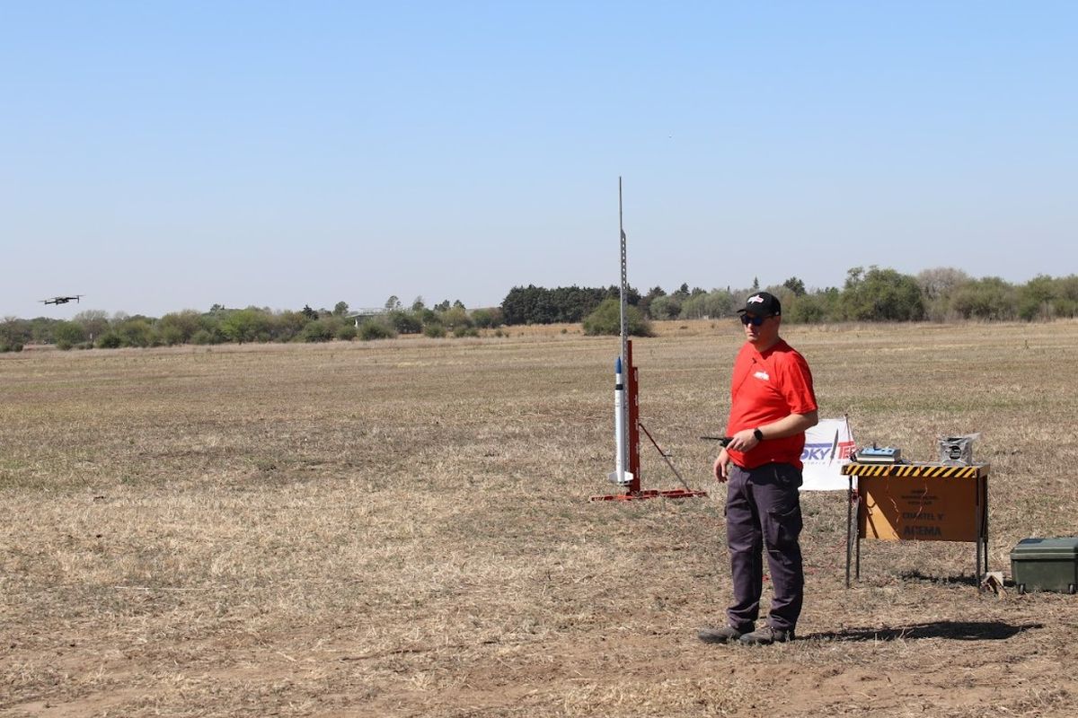 El mini satélite santafesino a punto de ser lanzado. El mini satélite santafesino a punto de ser lanzado.