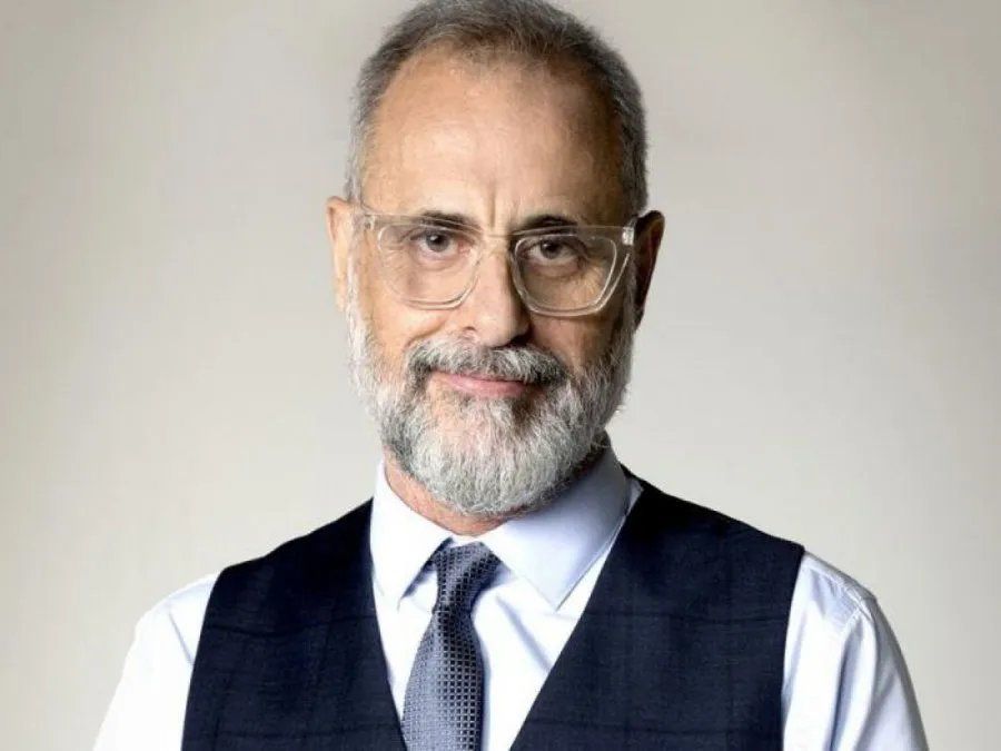 Jorge Rial fue a Miami a vacunarse.