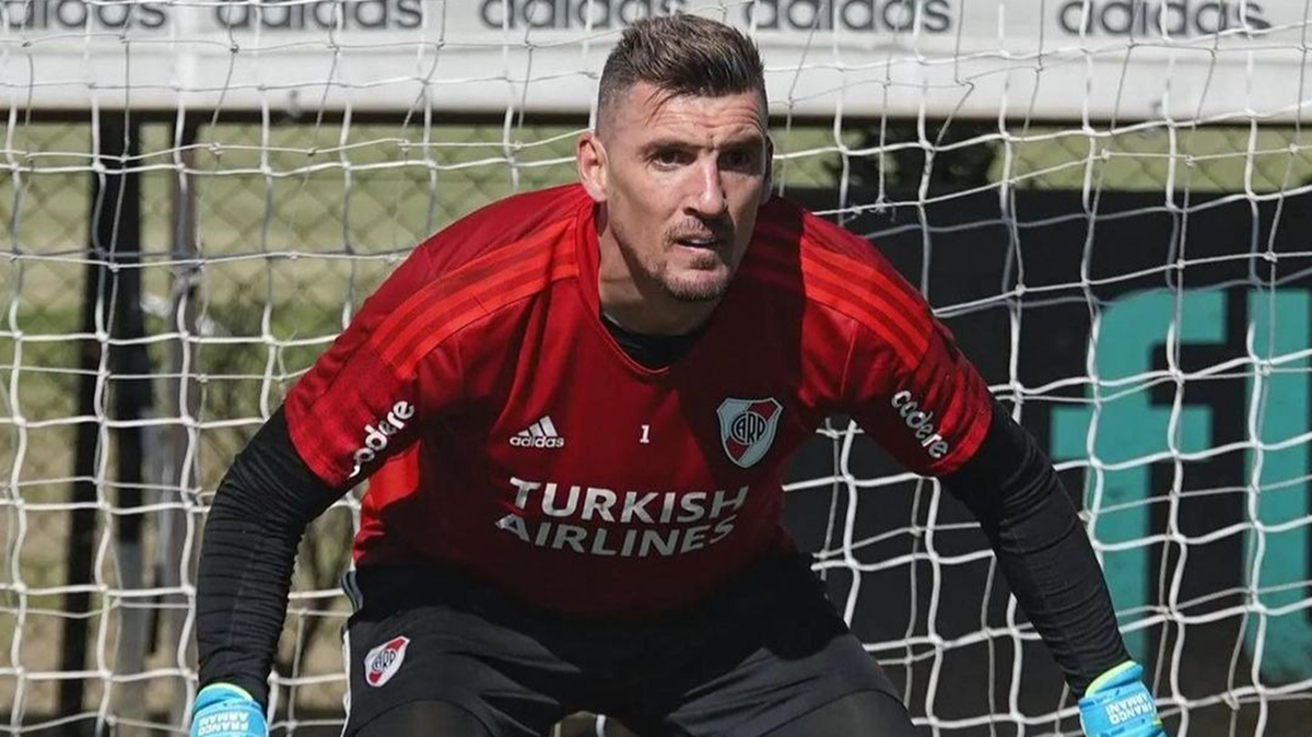 Franco Armani, flamante campeón del mundo con la Selección Argentina en el Mundial de Qatar 2022, será reconocido como Personalidad Destacada de la Ciudad en el ámbito del Deporte.