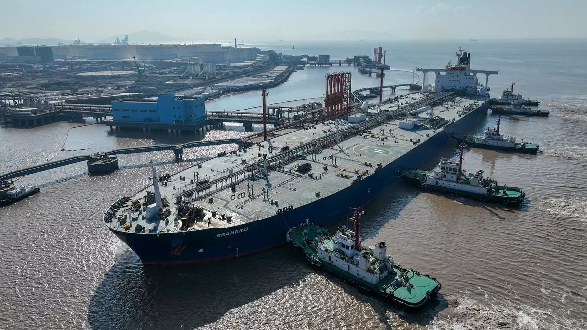 El sector de Petróleo puede verse beneficiado por el RIGI para la construcción de plantas, transporte y almacenamiento de hidrocarburos. NA El sector de Petróleo puede verse beneficiado por el RIGI para la construcción de plantas, transporte y almacenamiento de hidrocarburos. NA