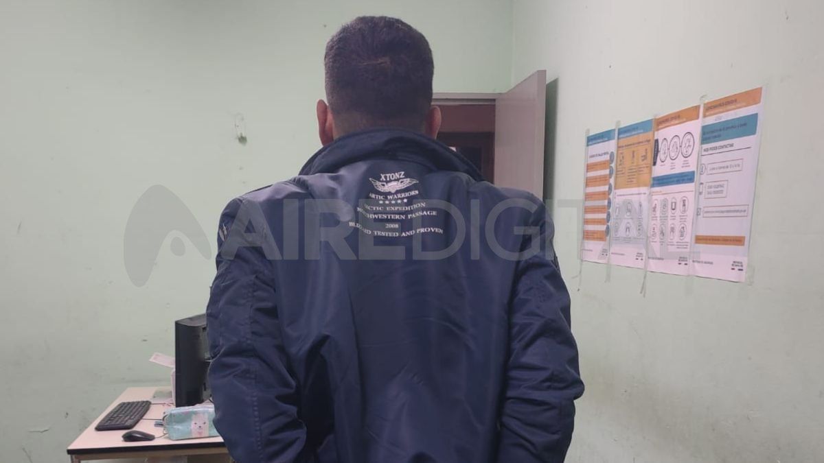 Detenido en El Pozo por quitarle el celular a una joven y agredirla físicamente.&nbsp;