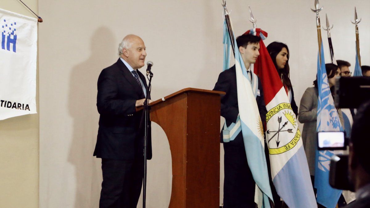 Lifschitz: “La educación es fundamental para construir una sociedad mejor”