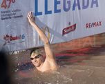 La Maratón Santa Fe-Coronda tiene una duración de 8 o 9 horas donde los nadadores usan todas sus habilidades para llegar al final. La Maratón Santa Fe-Coronda tiene una duración de 8 o 9 horas donde los nadadores usan todas sus habilidades para llegar al final.