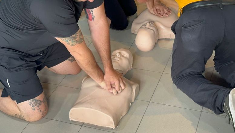 Taller de RCP en Santa Fe: de una tragedia a un movimiento que lleva formación gratuita